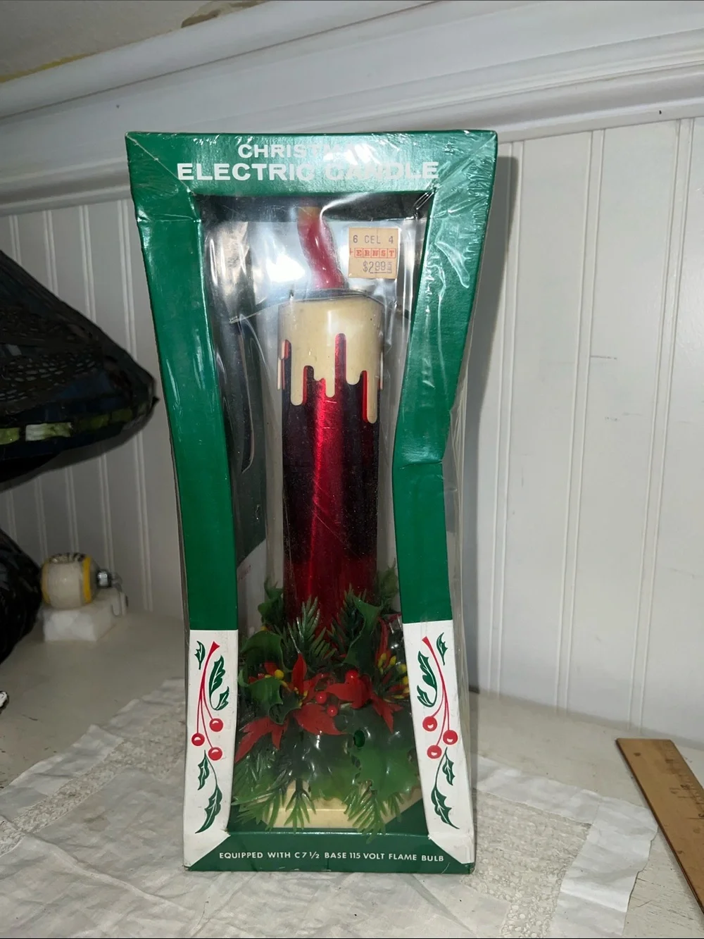 NWT Vtg Electric Christmas Candle Foil Cardboard Plastic Wreath Drip Wax Kitschy